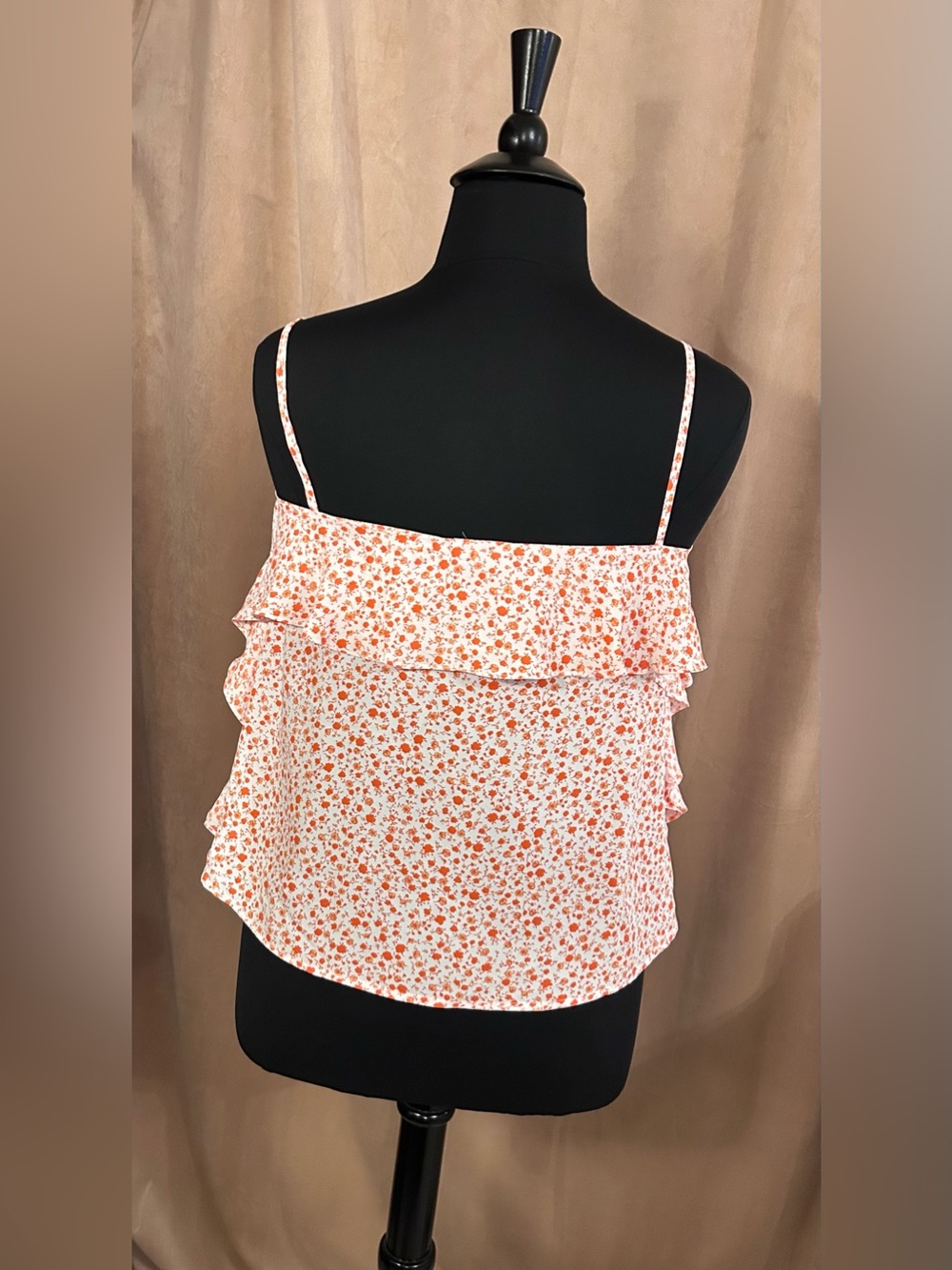 PINK LILY RUFFLE TOP - Picture 4 of 7